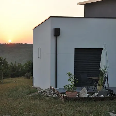 Le Logis Du Heron Bed & Breakfast Cieurac